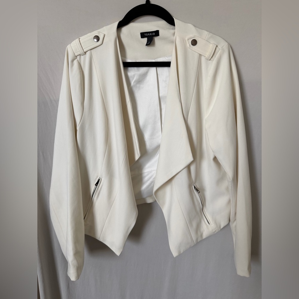 Elegant Cream Women's Jacket